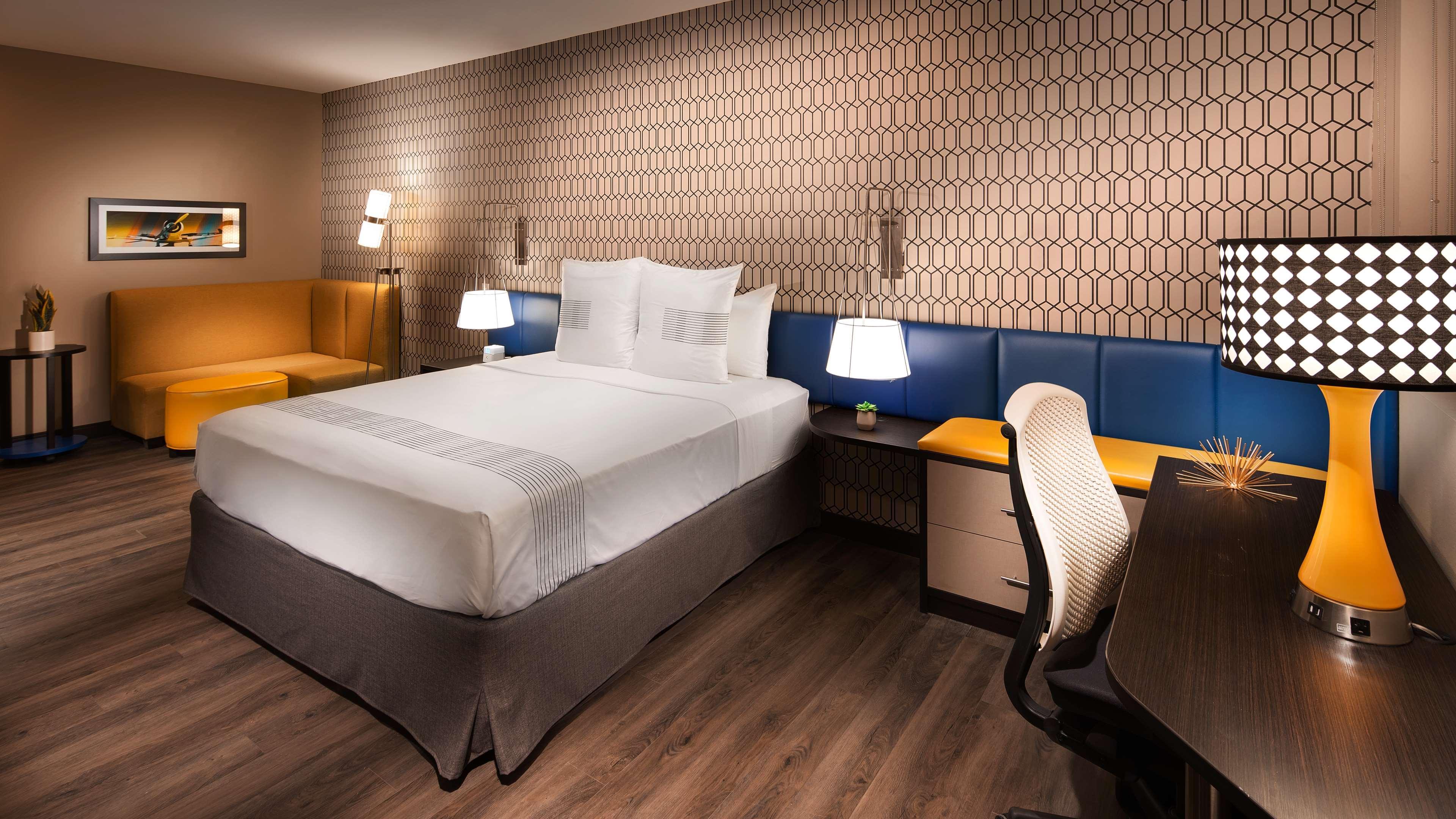 Glo Best Western Nashville Airport Exterior photo
